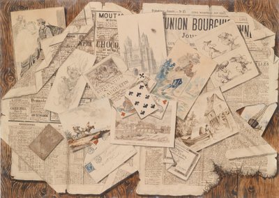 Collage con acquerelli, carte da gioco, grafiche e giornali davanti a una parete di legno da Unbekannt Unbekannt
